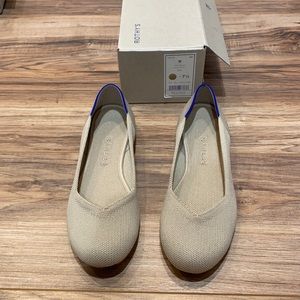 Rothy’s flats in near perfect condition. Only worn once. Ships in original box